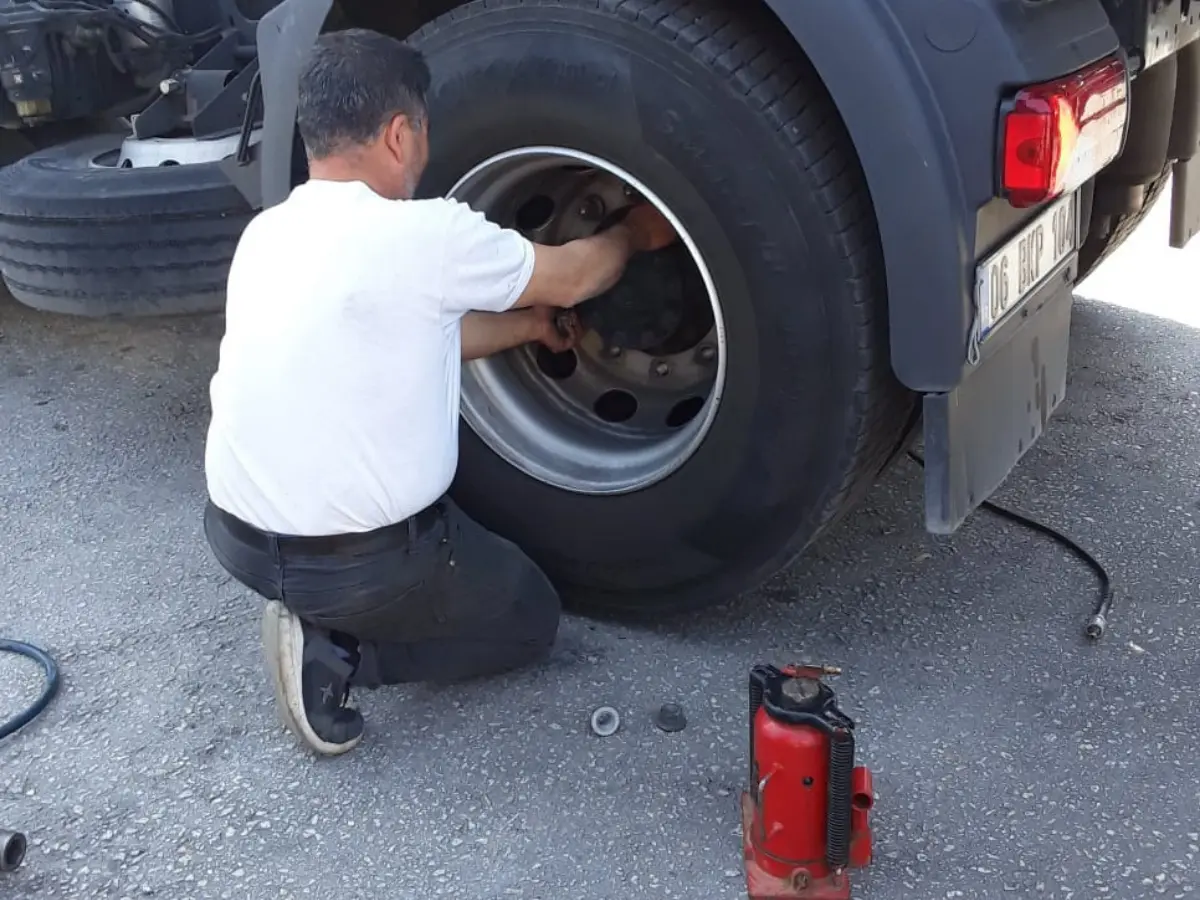 Yahyalı Oto Lastikçi